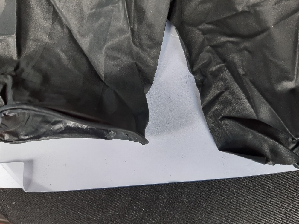 Фотография покупателя товара Набор перчаток хозяйственных Доляна, нитрил, размер L, 10 шт./5 пар, цвет чёрный - Фото 8