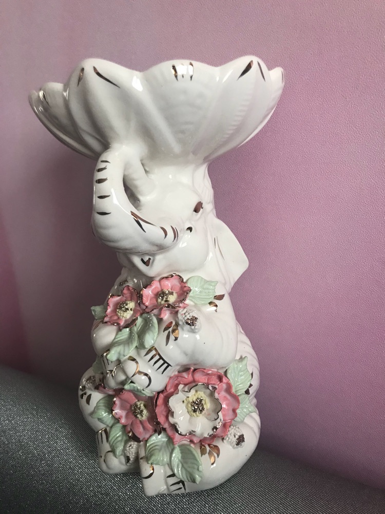 Фотография покупателя товара Конфетница "Слон Вдохновение", белая, цветная лепка, керамика, 27 см - Фото 5