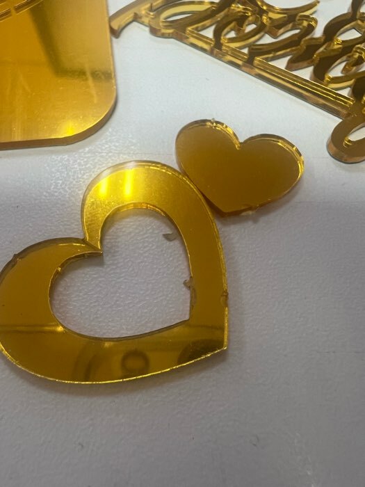 Фотография покупателя товара Украшение для торта «С днём рождения», с сердцами, цвет золото
