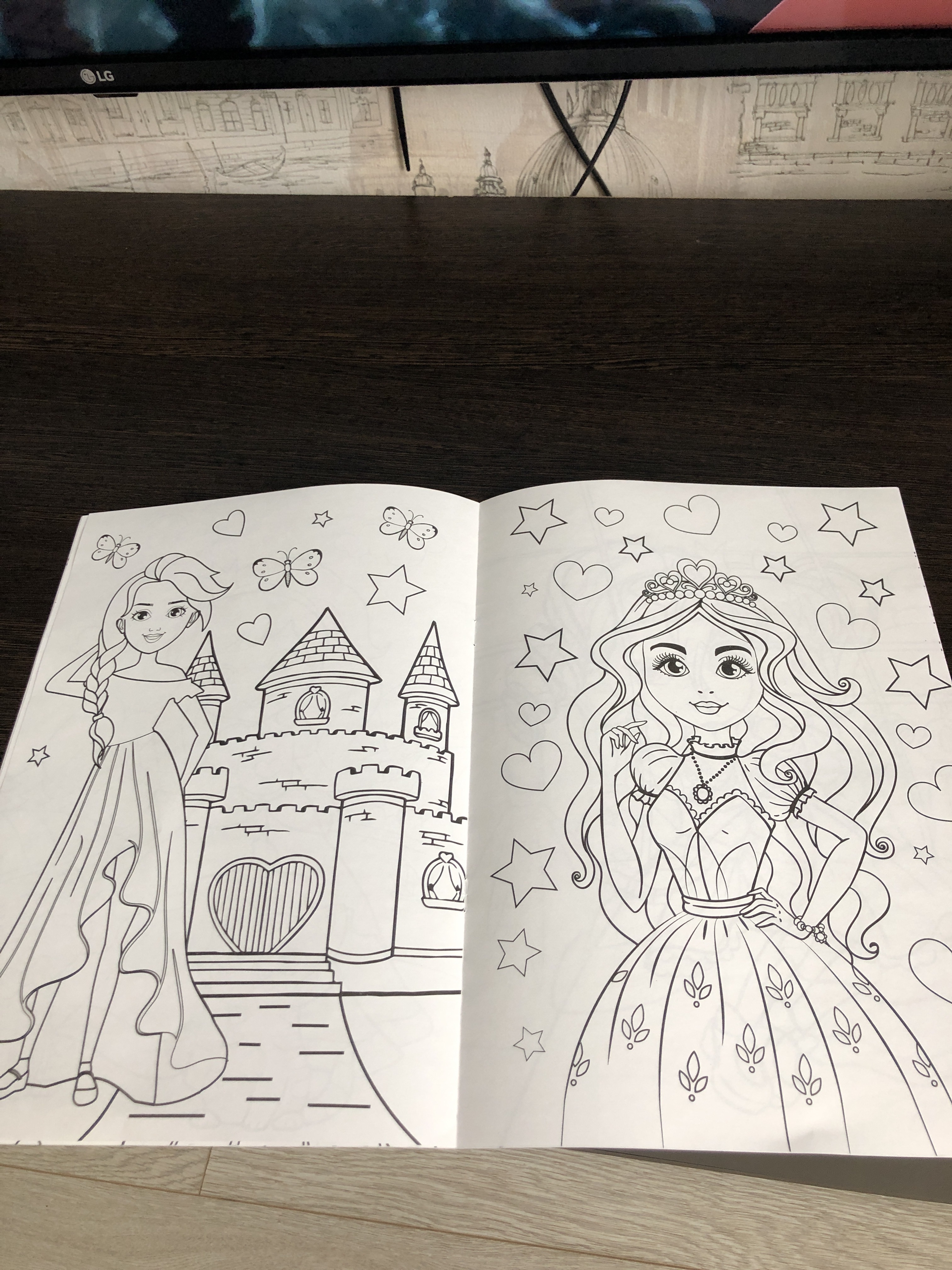 Фотография покупателя товара Раскраска для девочек «Принцессы», 16 стр, формат А4 - Фото 3