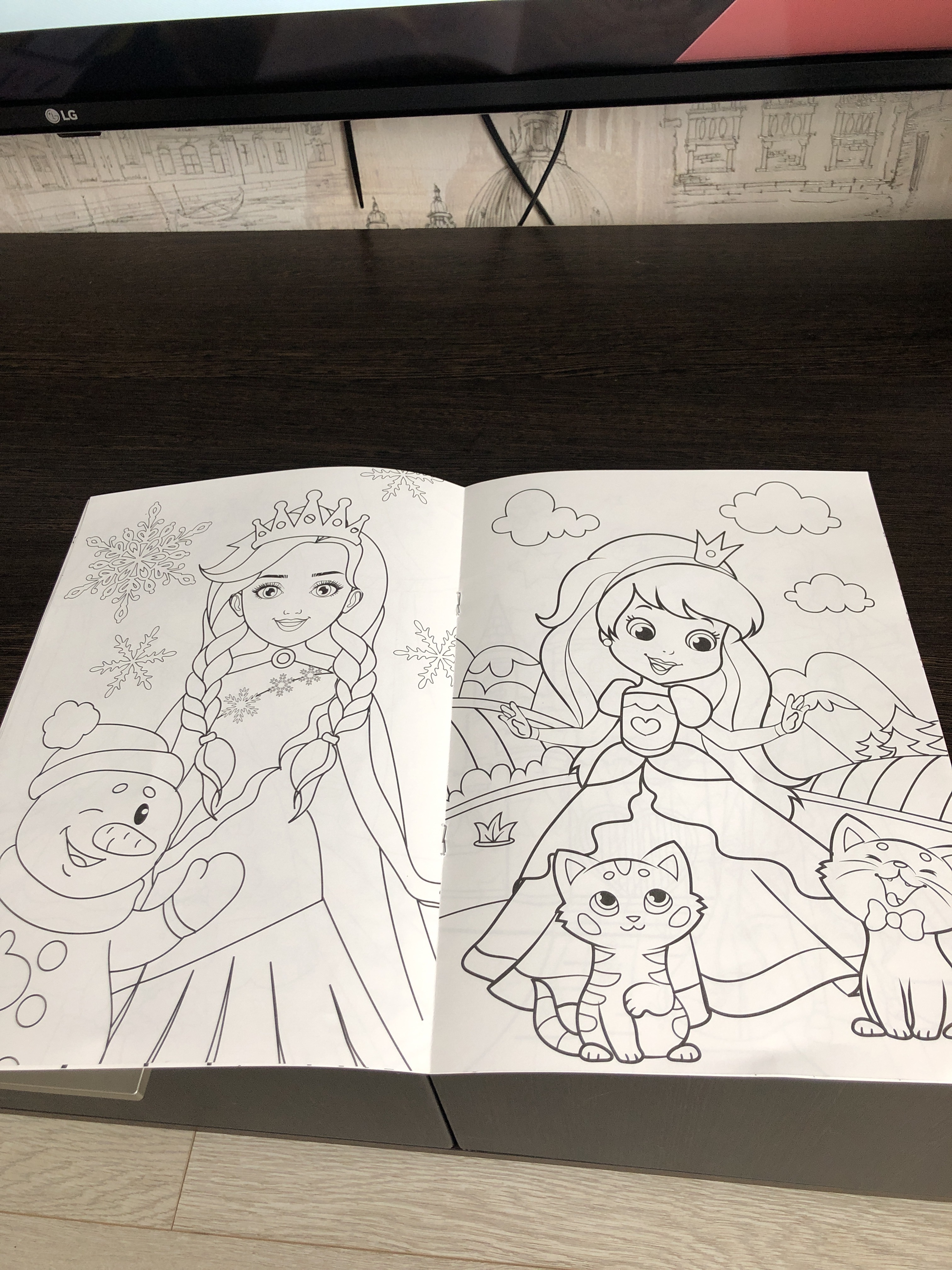 Фотография покупателя товара Раскраска для девочек «Принцессы», 16 стр, формат А4