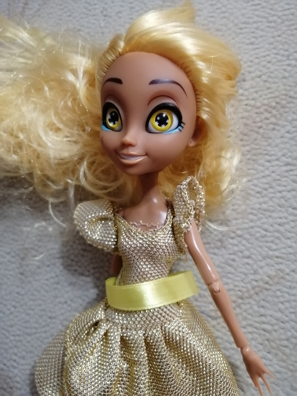 Фотография покупателя товара Кукла модная шарнирная "Бэлла" в платье, МИКС - Фото 1