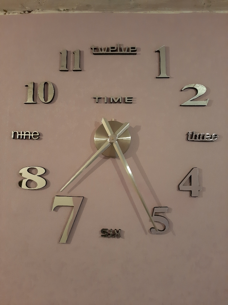 Фотография покупателя товара Часы-наклейка, серия: DIY, "Клермонт", плавный ход, d-120 см, 1 АА, серебро - Фото 14