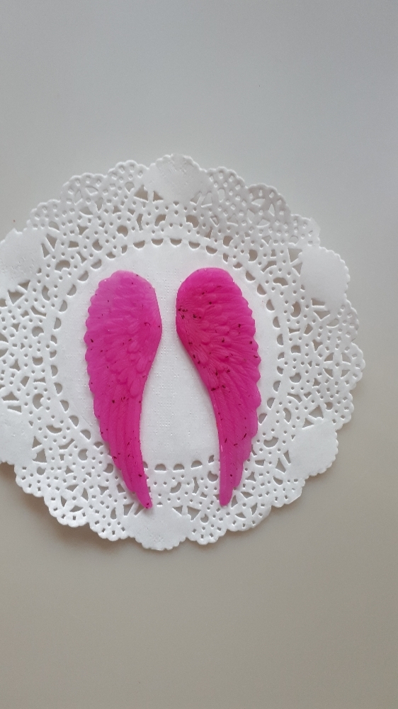 Фотография покупателя товара Молд Доляна «Крылья», силикон, d=8,3 см, цвет розовый - Фото 5