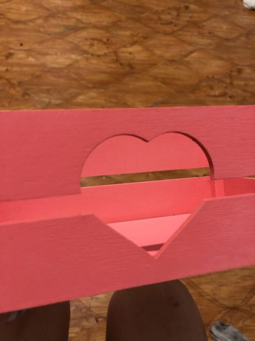 Фотография покупателя товара Кашпо деревянное, двухреечное "Сердце", красный, 24,5 х 11,5 х 9 см - Фото 2