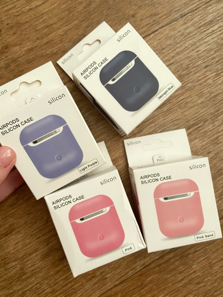 Фотография покупателя товара Чехол Silicon Case для AirPods, светло-розовый