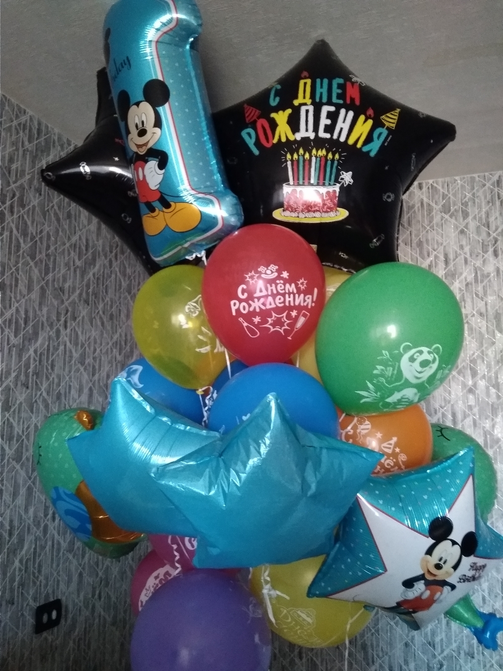 Фотография покупателя товара Букет из шаров фольгированных "Happy Birthday", набор 5 шт, Микки Маус, 4 звезды, единичка - Фото 20