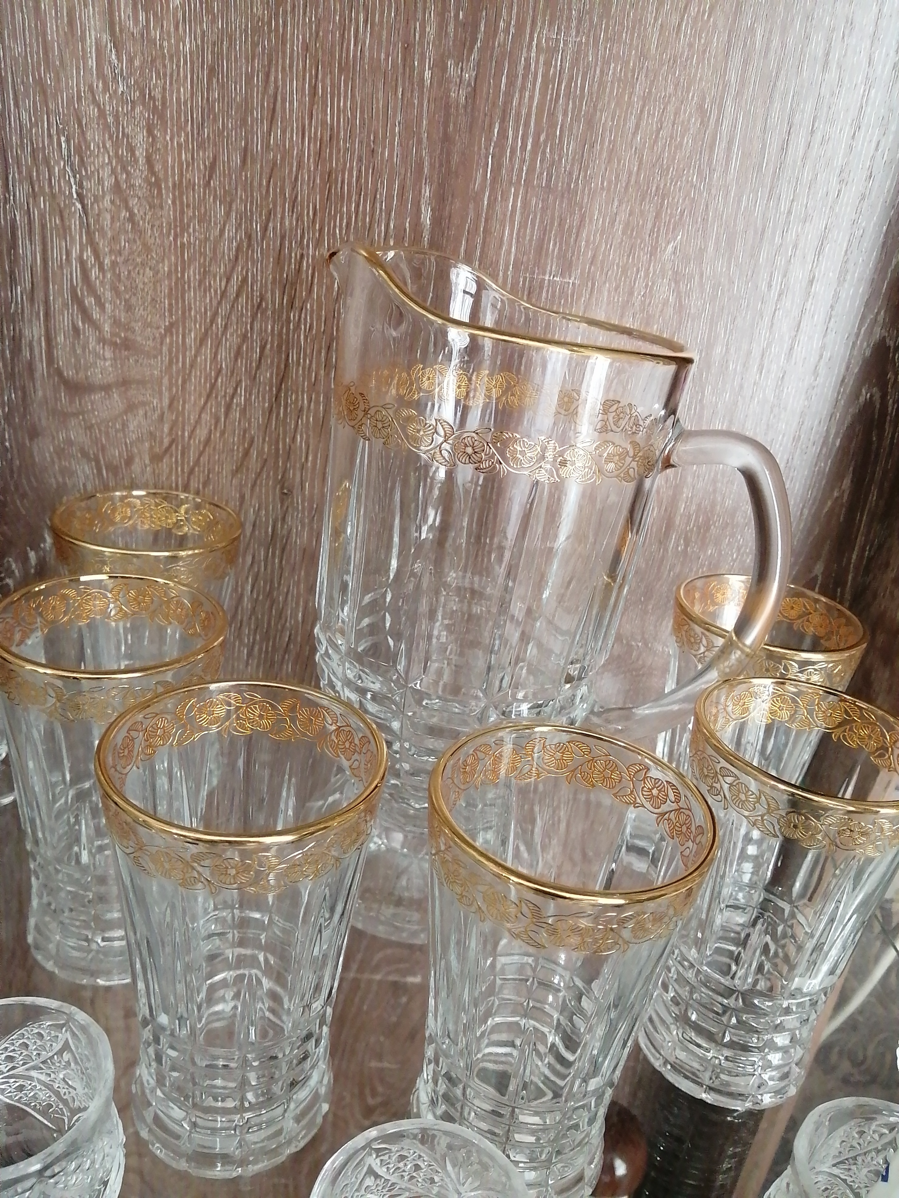 Фотография покупателя товара Набор питьевой «Золотая вязь», 7 предметов: кувшин 1,1 л, 6 стаканов 225 мл, с отводкой