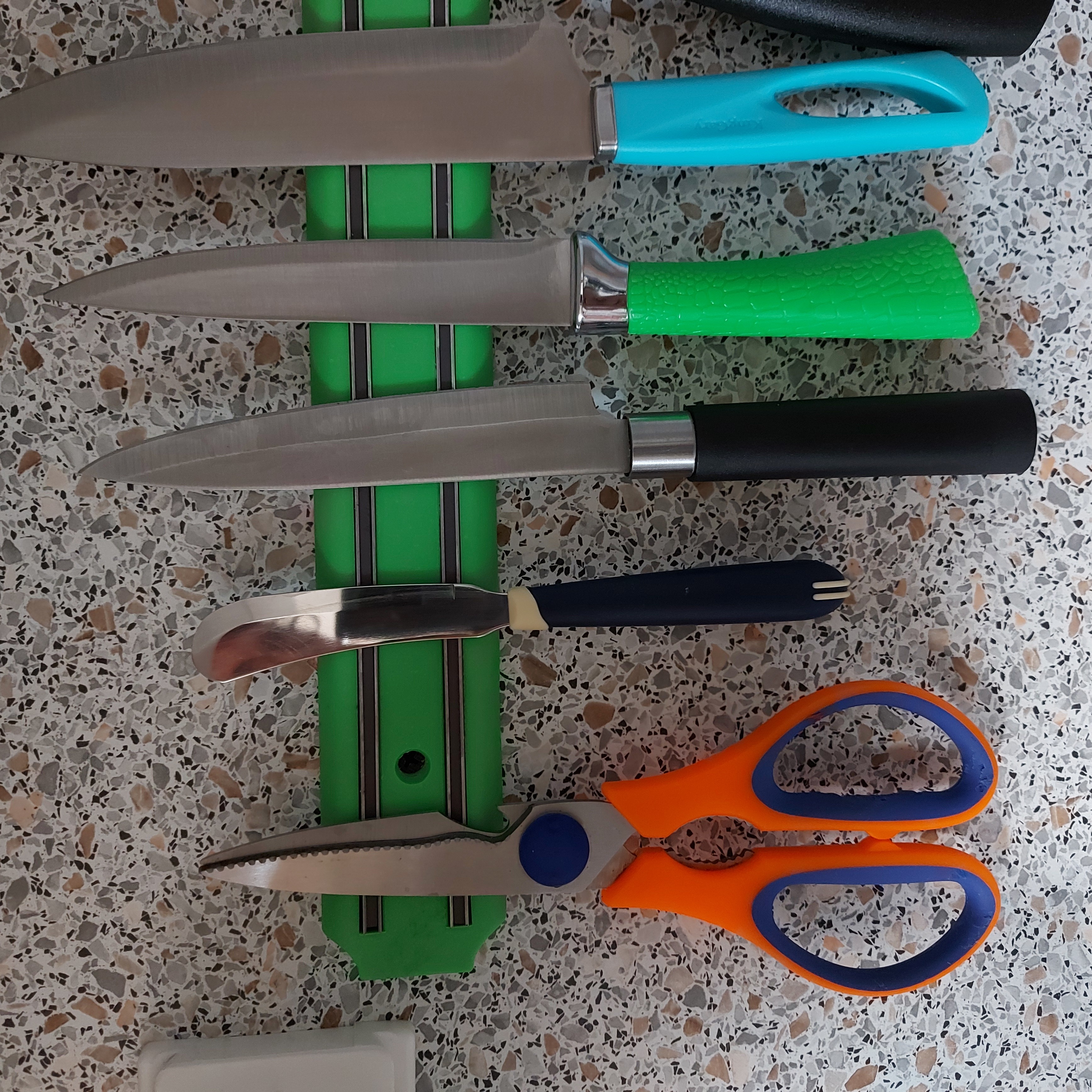 Фотография покупателя товара Нож кухонный для масла Multicolor, лезвие 7,5 см, сталь AISI 420, цвет синий - Фото 6