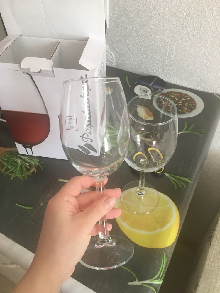 Фотография покупателя товара Набор стеклянных бокалов для вина Classique, 445 мл, 2 шт - Фото 3