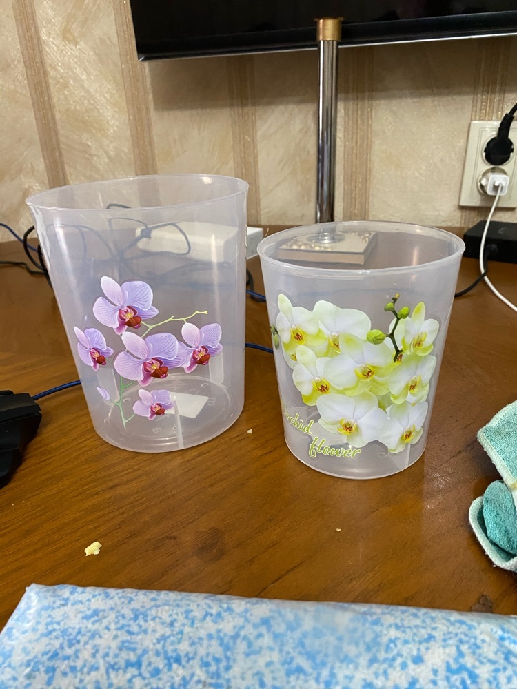 Фотография покупателя товара Горшок для орхидей с поддоном, 1,2 л, цвет МИКС - Фото 9