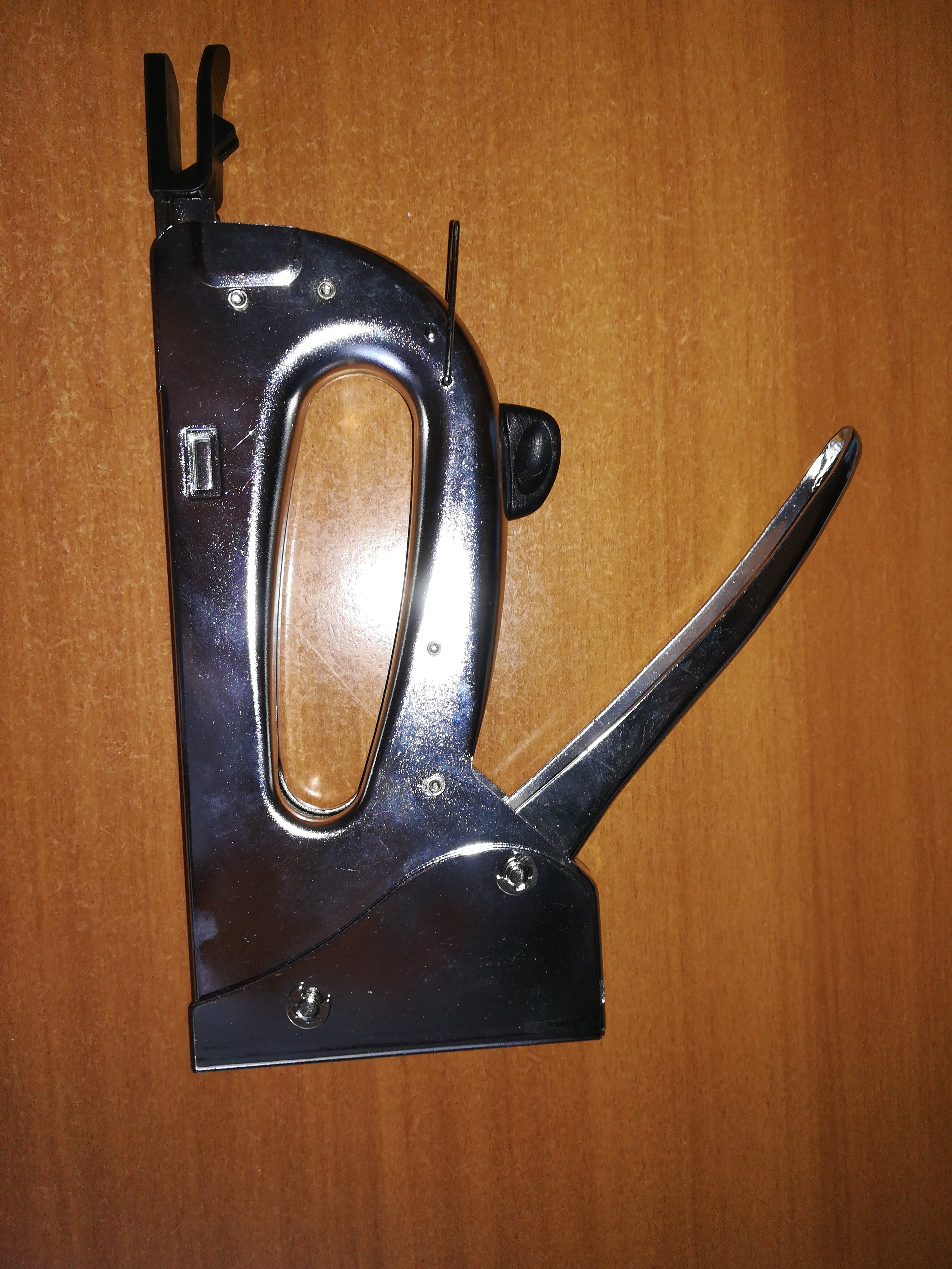 Фотография покупателя товара Степлер мебельный ТУНДРА, металлический корпус, тип скоб 53, 4 - 14 мм - Фото 2