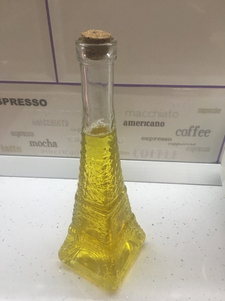 Фотография покупателя товара Бутыль стеклянная для масла «Париж», 350 мл, h=27 см - Фото 3