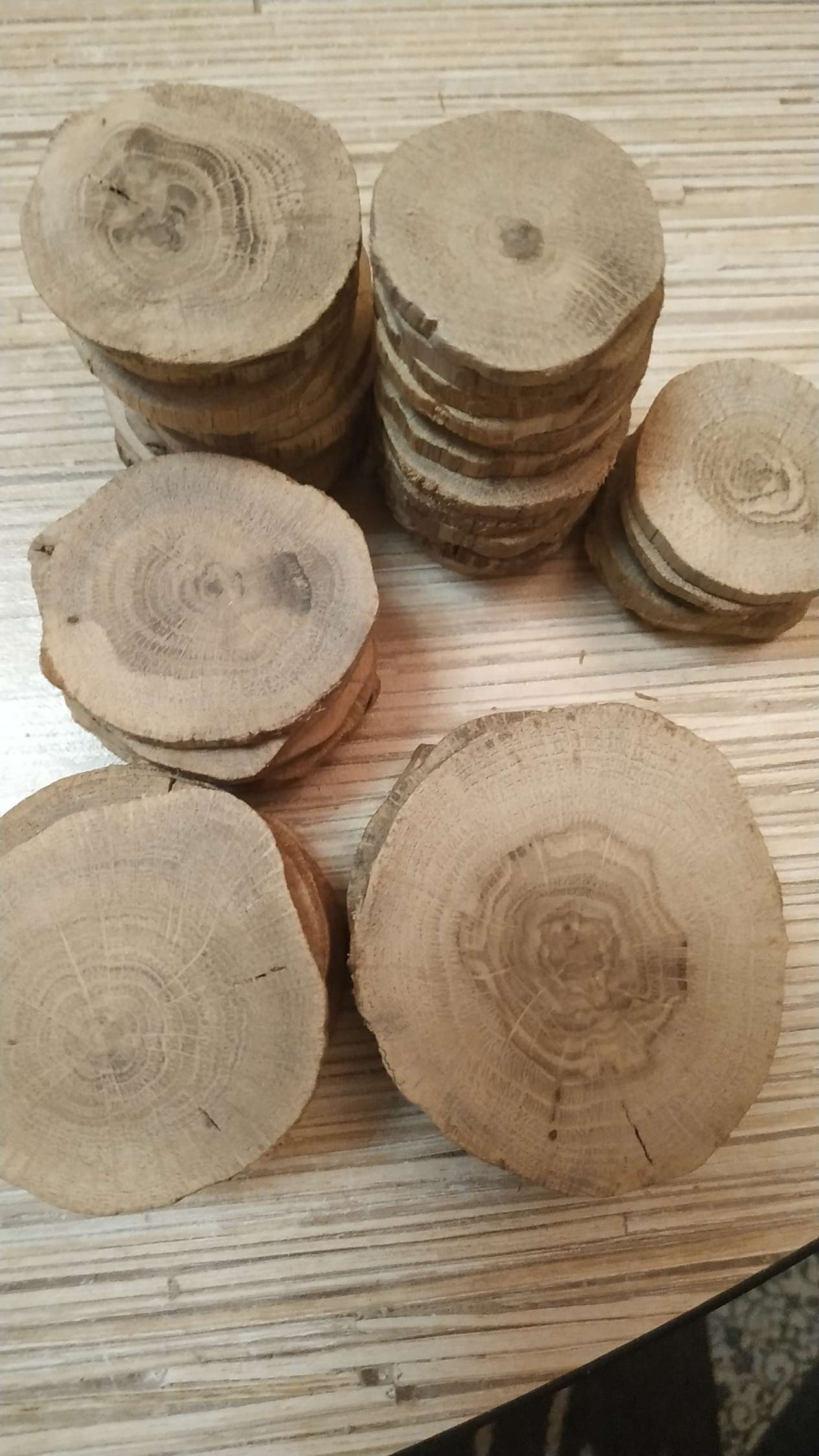 Фотография покупателя товара Спил дерева "Дубовый", круглый, d=4-7 см, h=5 мм - Фото 1