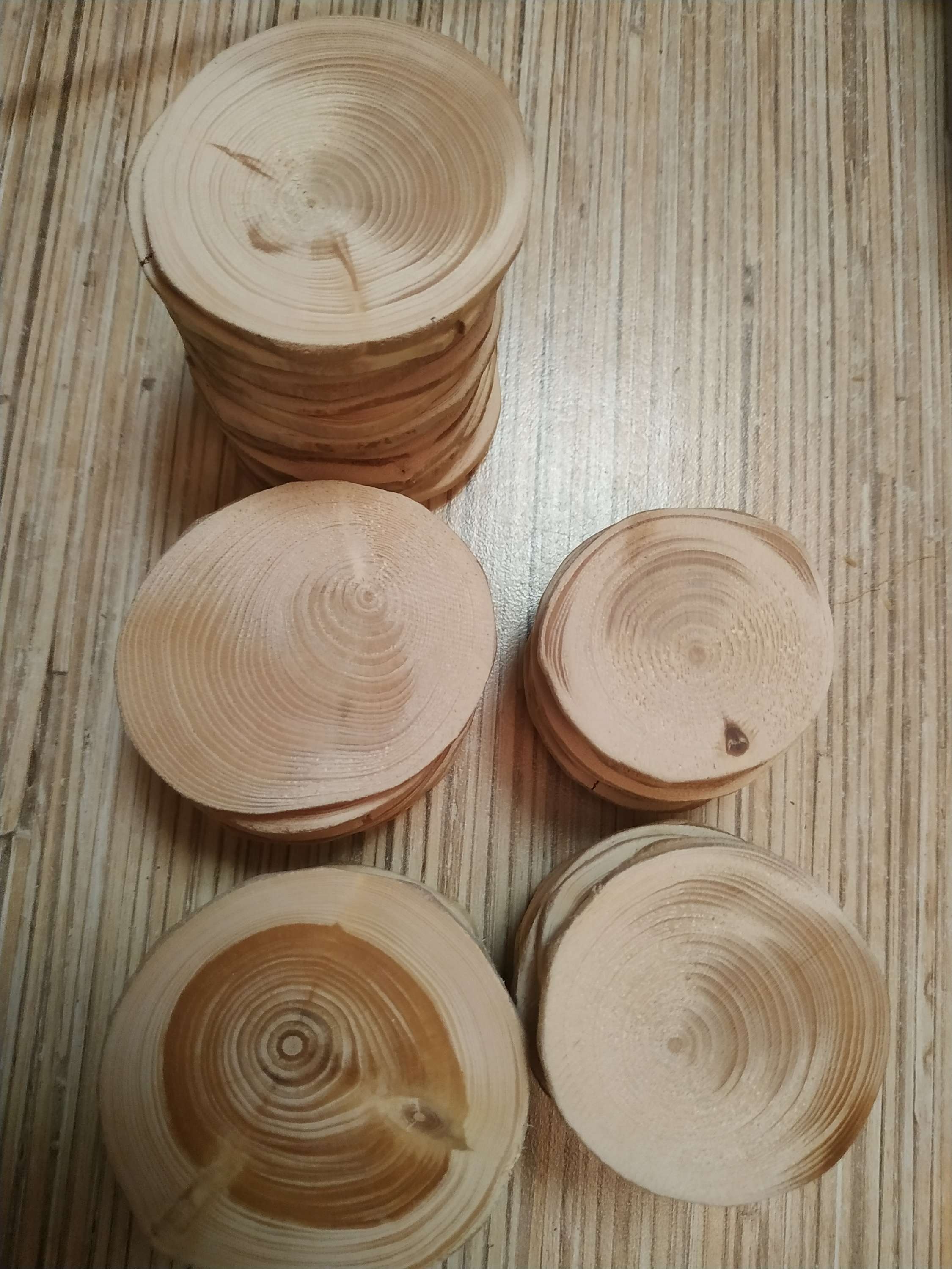 Фотография покупателя товара Спил дерева "Еловый", круглый, d=3.5-7 см, h=3.5 мм
