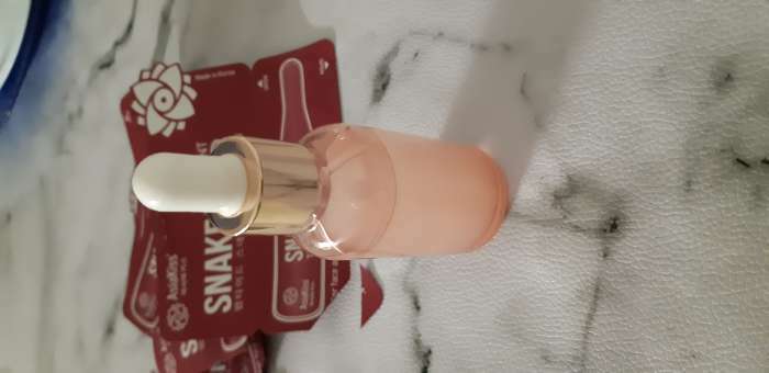 Фотография покупателя товара Бутылочка стеклянная для хранения, с пипеткой, 15 мл, цвет розовый/розовое золото - Фото 1