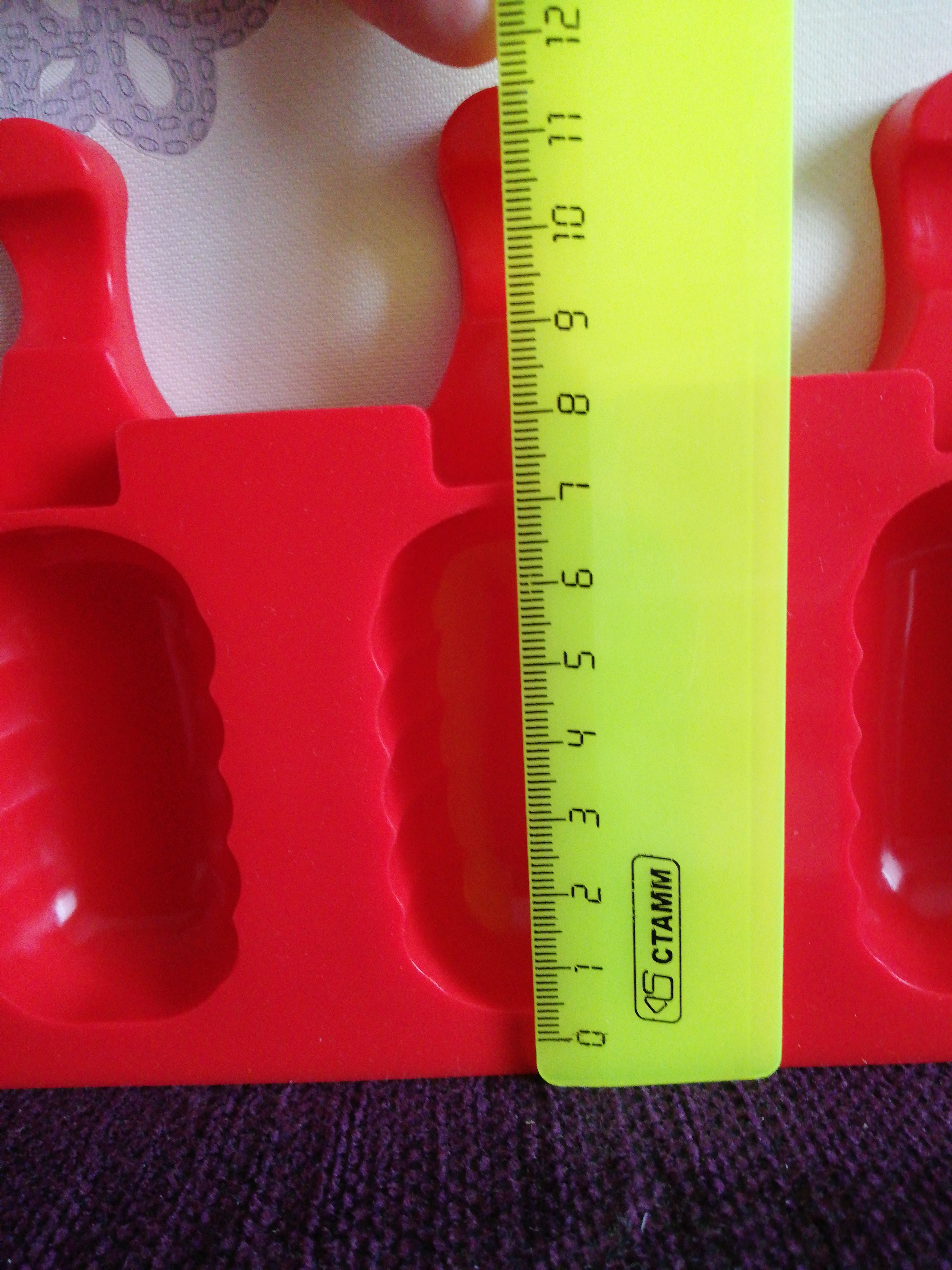 Фотография покупателя товара Форма для мороженого «Эскимо волна», силикон, 19,4×13 см, 3 ячейки (7×4 см), цвет МИКС