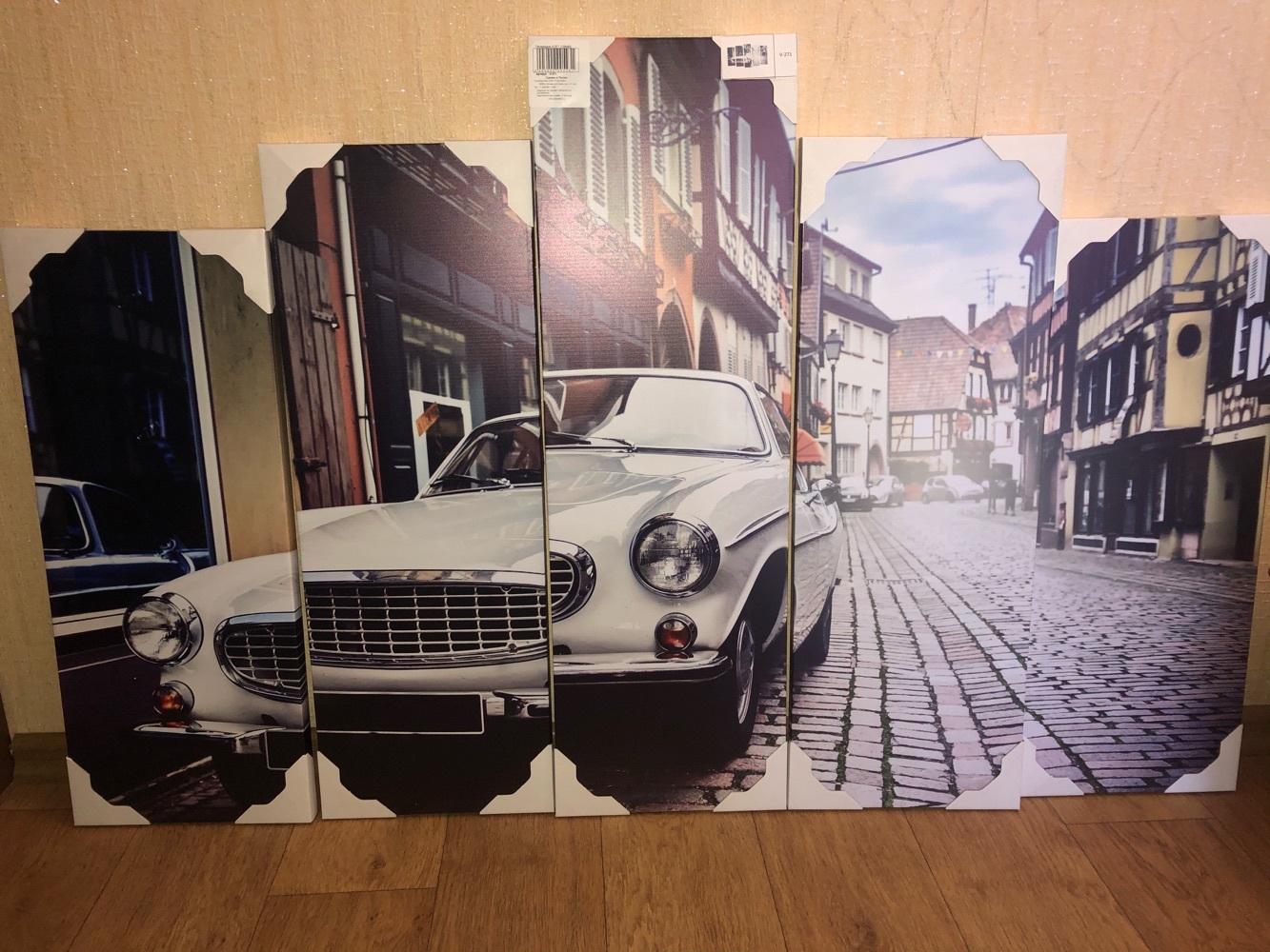 Фотография покупателя товара Картина модульная на подрамнике "Белый автомобиль" (2-25х63; 2-25х70; 1-25х80) 125х80см - Фото 2