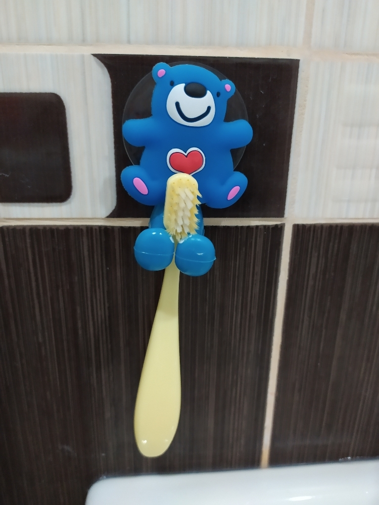 Фотография покупателя товара Детская зубная щетка с мягкой щетиной, нейлон, цвет желтый - Фото 7