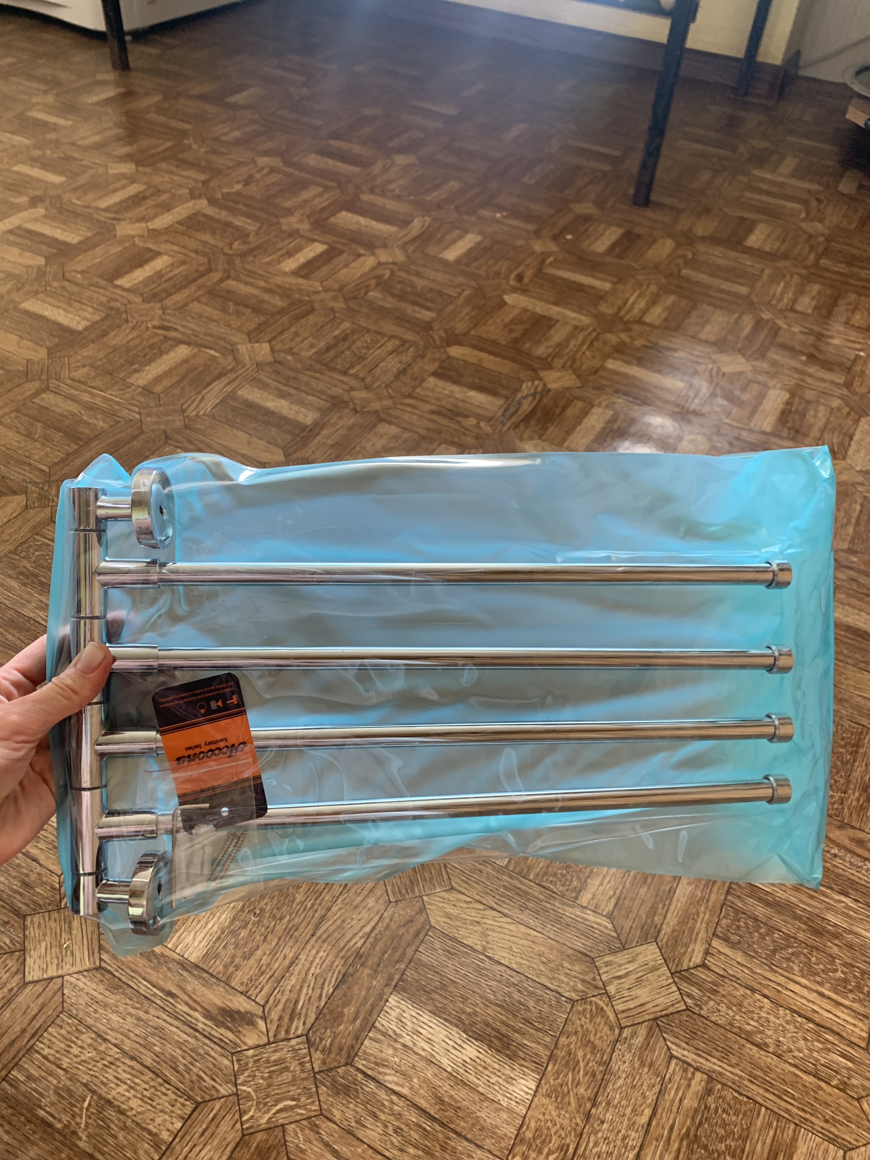Фотография покупателя товара Держатель для полотенец с 4-мя поворотными панелями, Accoona A121-4, цвет хром