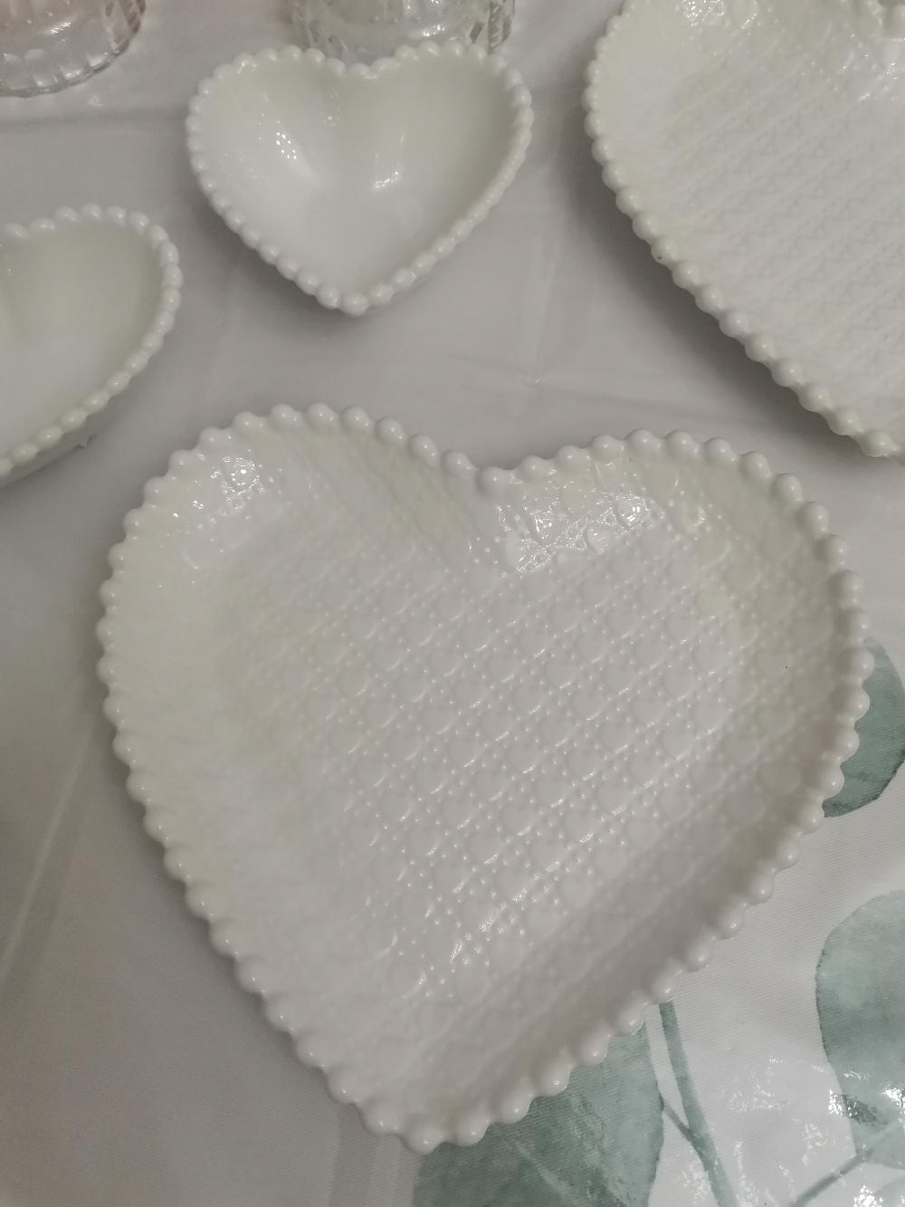 Фотография покупателя товара Тарелка керамическая «Сердце», 21×19 см, цвет белый - Фото 4