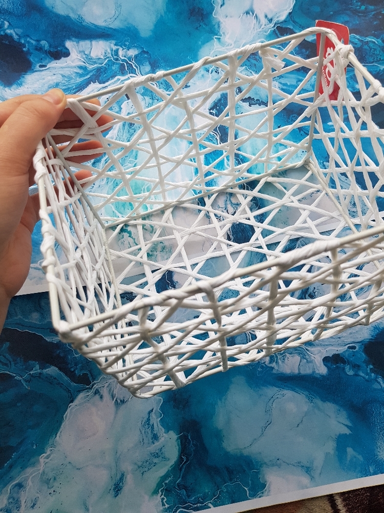 Фотография покупателя товара Корзина плетёная Доляна «Паутинка», 15,5×11×11 см, цвет белый - Фото 4