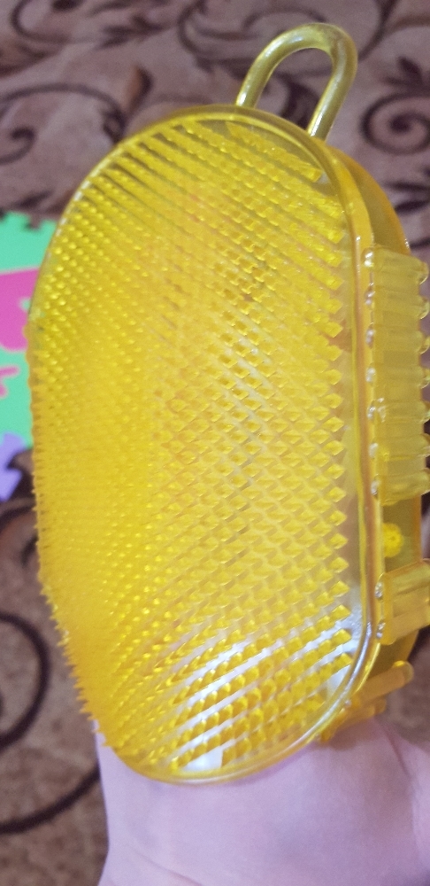 Фотография покупателя товара Массажёр антицеллюлитный «Чудо-варежка», с подвесом, цвет МИКС - Фото 52
