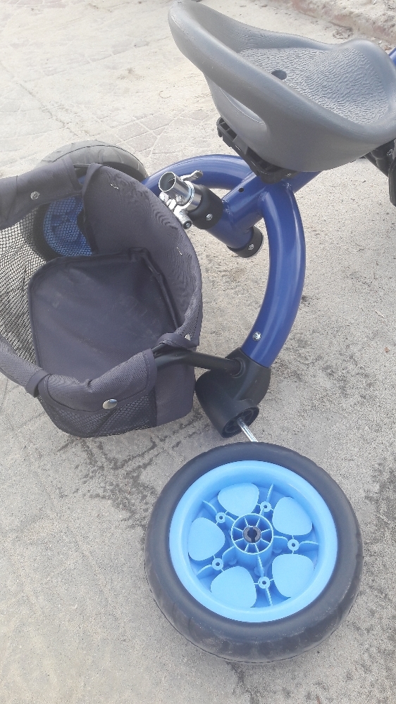 Фотография покупателя товара Велосипед трёхколёсный «Лучик Vivat 3», цвет синий - Фото 1