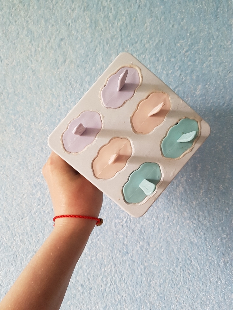 Фотография покупателя товара Форма для мороженого «Карусель», 6 ячеек, цвет МИКС