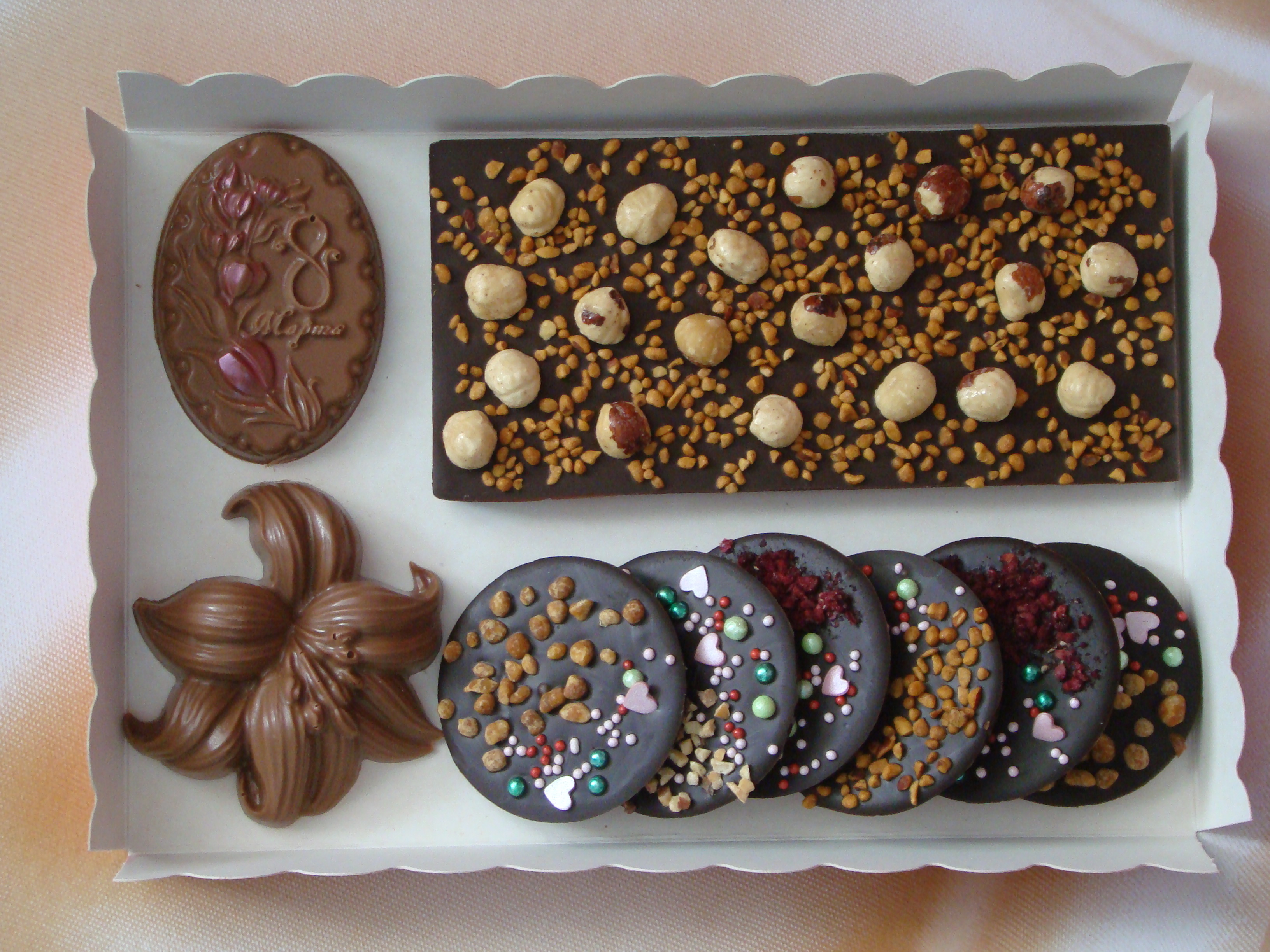 Фотография покупателя товара Форма для шоколада и конфет KONFINETTA «Круг», 33×16,4×2,5 см, 8 ячеек - Фото 22