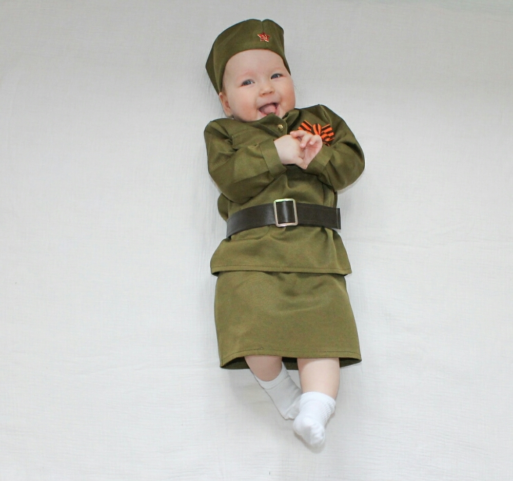 Фотография покупателя товара Карнавальный костюм «Солдаточка-малютка», пилотка, гимнастёрка, ремень, юбка, 1-2 года, рост 82-92 см