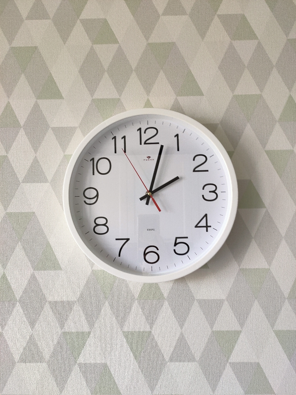 Фотография покупателя товара Часы настенные, интерьерные "Рубин", 30 см, белые - Фото 11