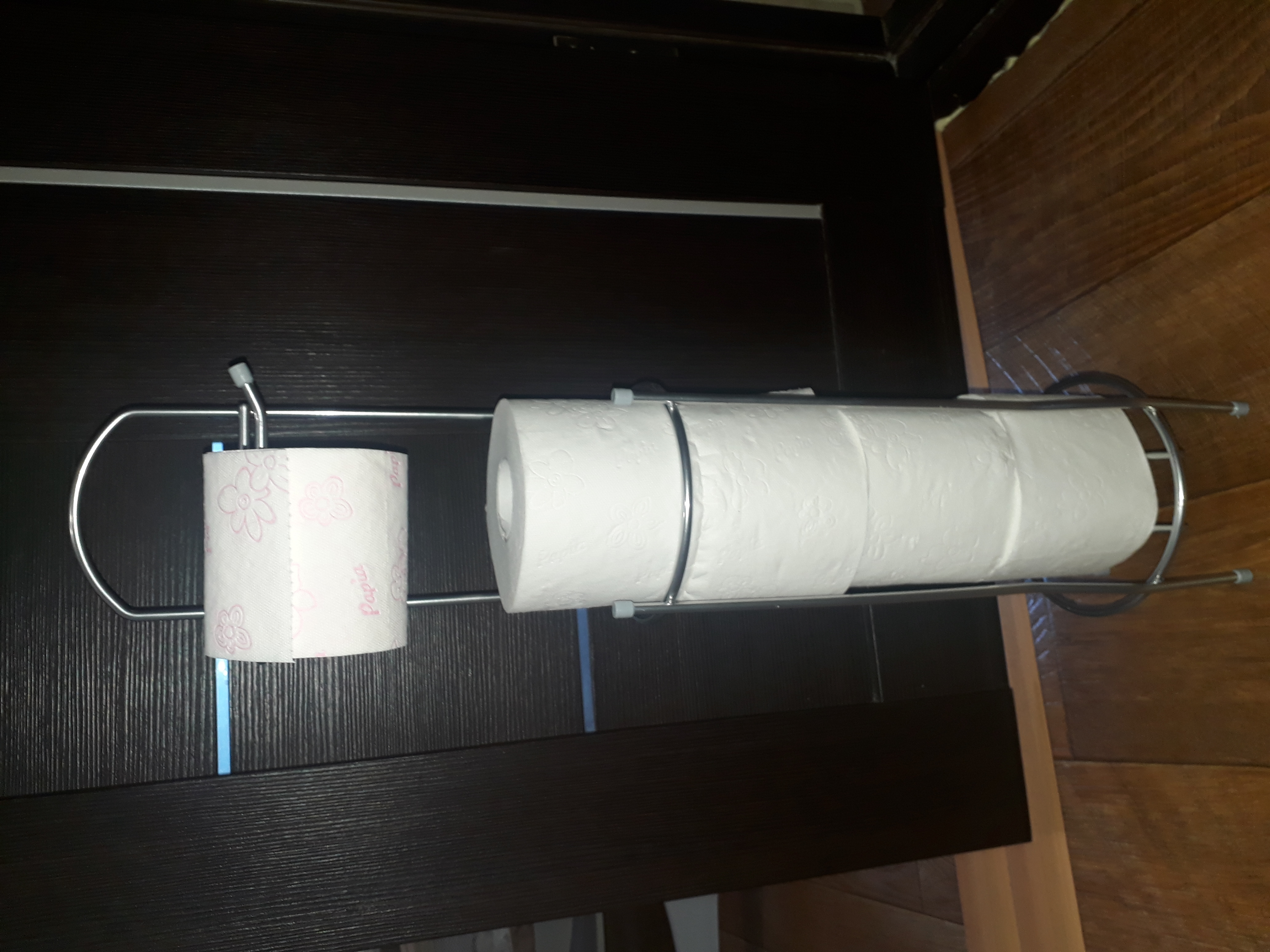 Фотография покупателя товара Органайзер для туалетной бумаги 15.5×66 см, цвет хром - Фото 6