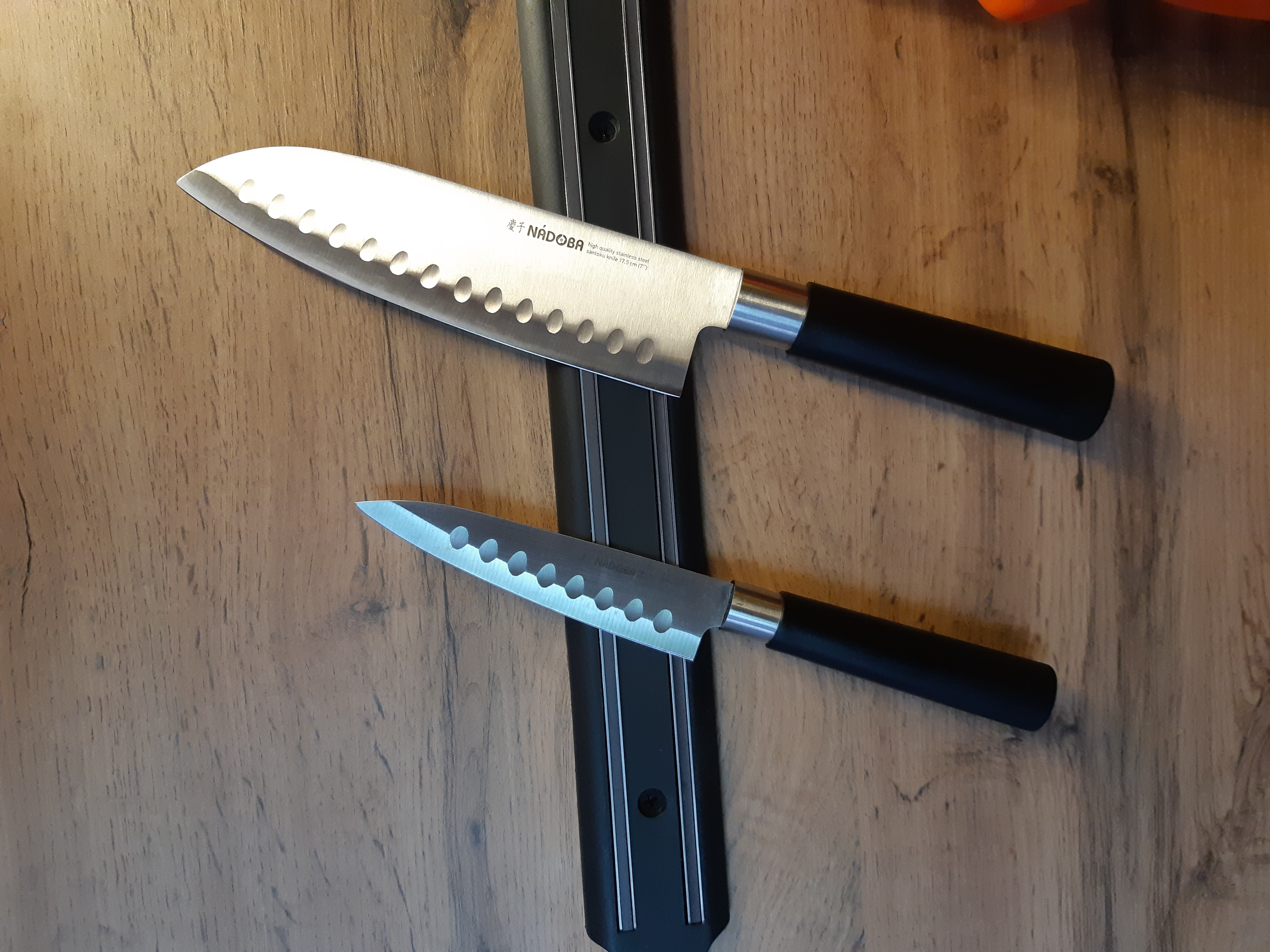 Фотография покупателя товара Нож кухонный NADOBA KEIKO Сантоку с углублениями, лезвие 17,5 см - Фото 2