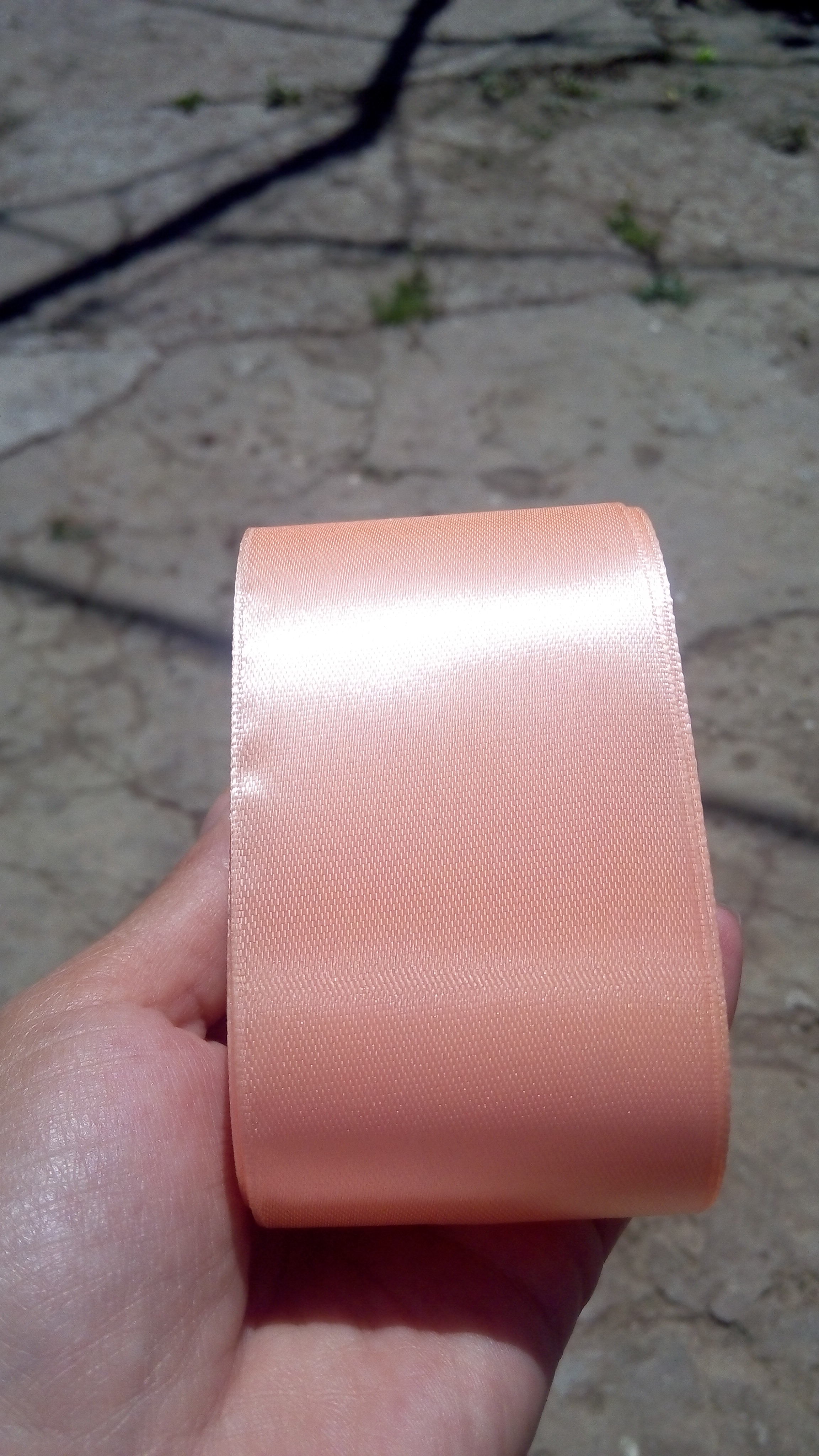 Фотография покупателя товара Лента атласная, 50 мм × 23 ± 1 м, цвет персиковый №124