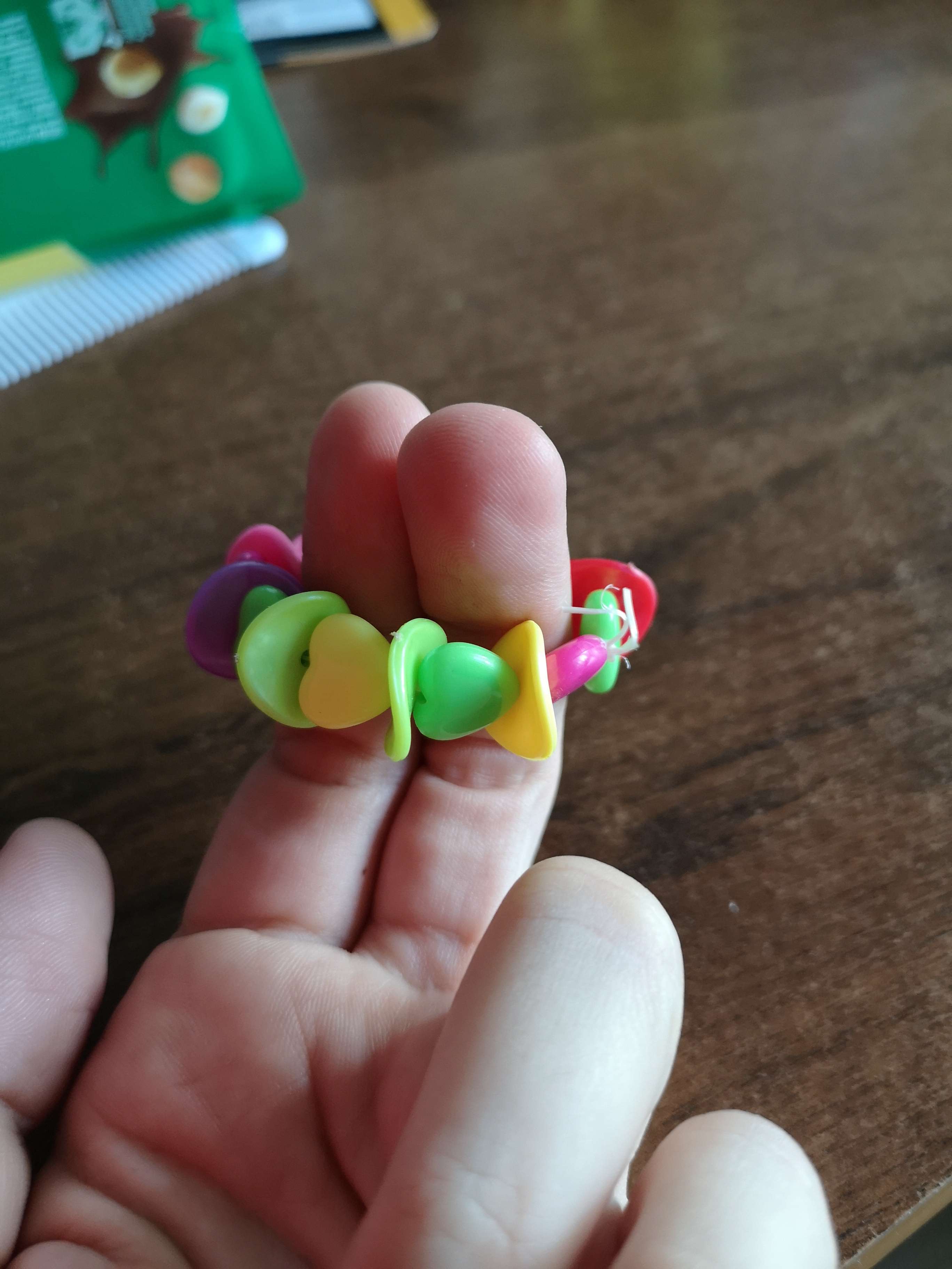 Фотография покупателя товара Комплект детский «Выбражулька» 4 предмета: 2 заколки, браслет, кольцо Горошек», форма МИКС, цвет МИКС - Фото 2