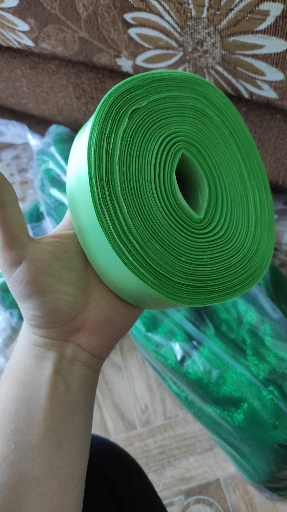Фотография покупателя товара Лента атласная, 50 мм × 100 ± 5 м, цвет светло-зелёный