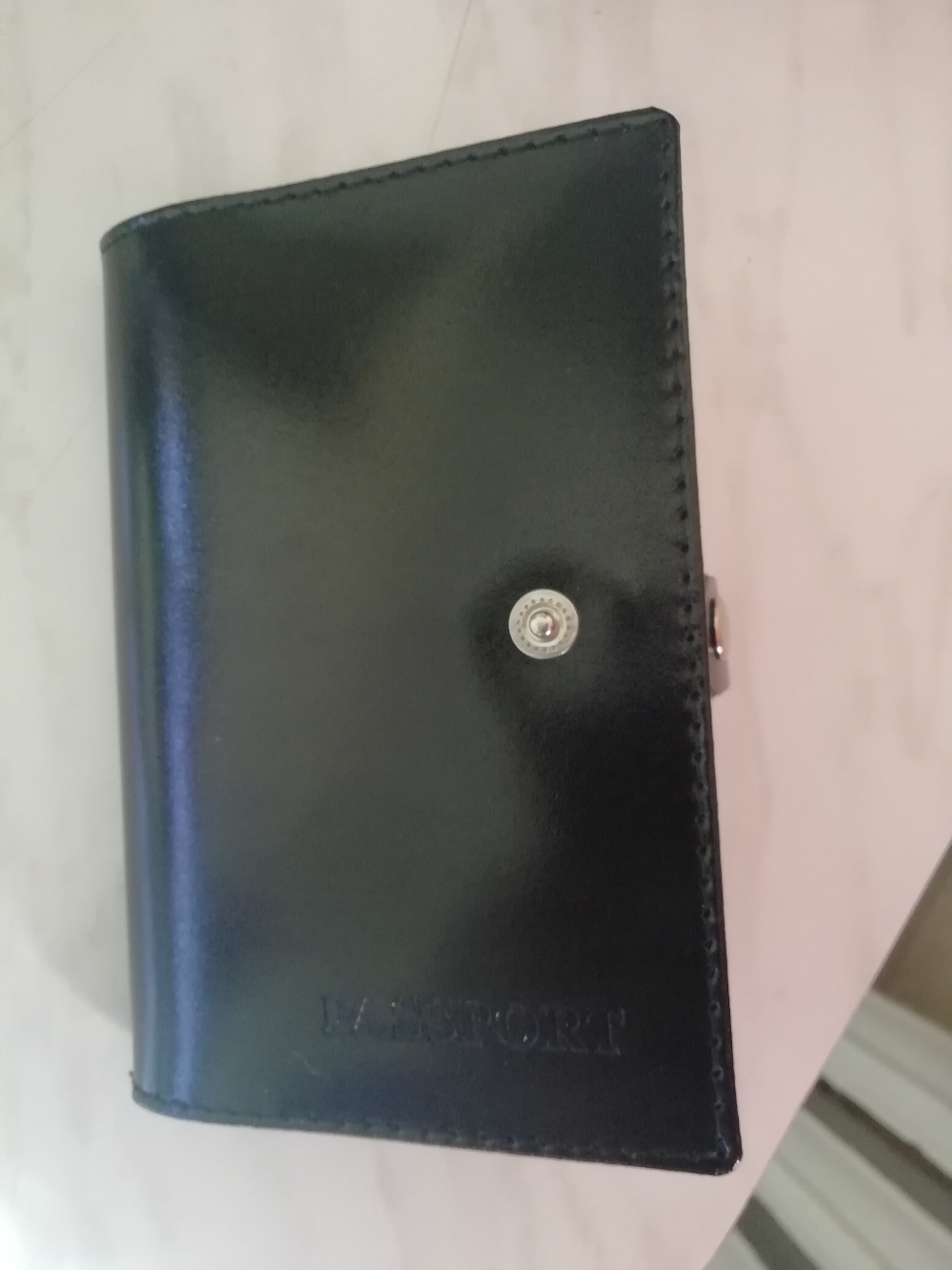 Фотография покупателя товара Обложка для паспорта на клапане, цвет бордовый - Фото 2