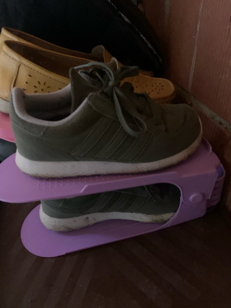 Фотография покупателя товара Подставка для хранения обуви регулируемая, 26×10×6 см цвет сиреневый