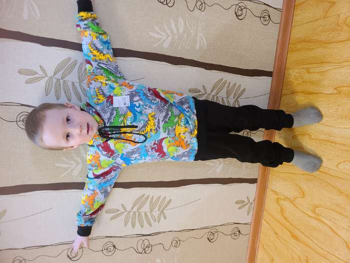 Фотография покупателя товара Костюм для мальчика (толстовка, брюки), цвет серый/дино, рост 92 см - Фото 1