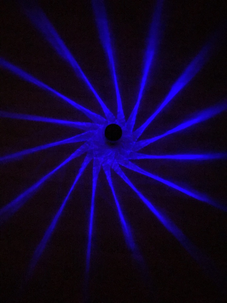 Фотография покупателя товара Садовый светильник на солнечной батарее «Цилиндр», 4.5 × 30 × 4.5 см, 1 LED, свечение мульти (RGB) - Фото 23