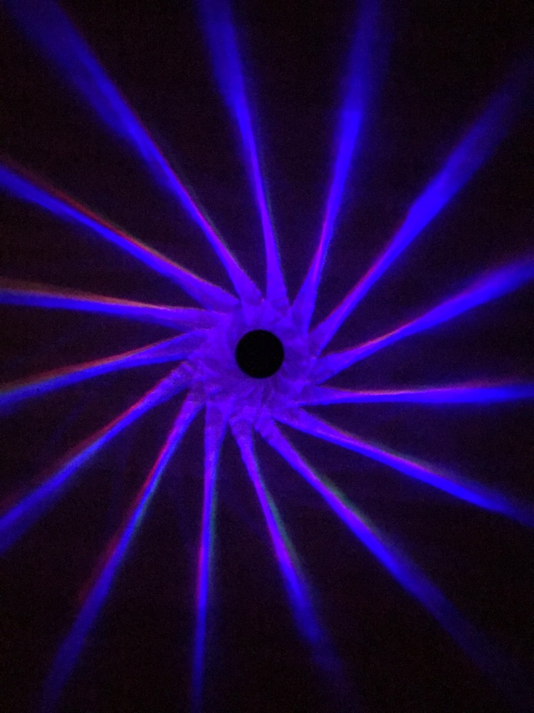 Фотография покупателя товара Садовый светильник на солнечной батарее «Цилиндр», 4.5 × 30 × 4.5 см, 1 LED, свечение мульти (RGB) - Фото 22