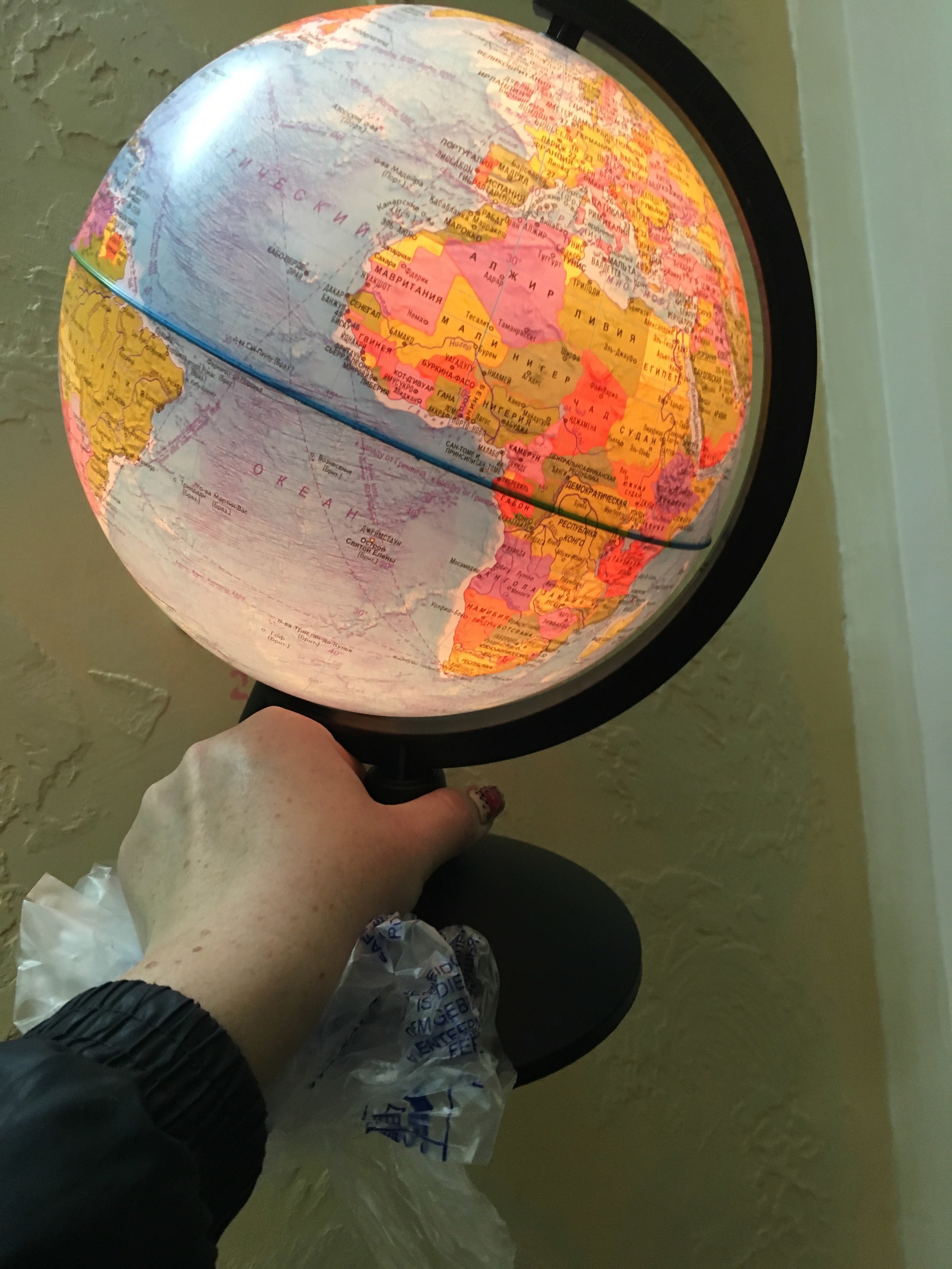 Фотография покупателя товара Глобус политический "Классик", диаметр 210 мм, с подсветкой - Фото 1