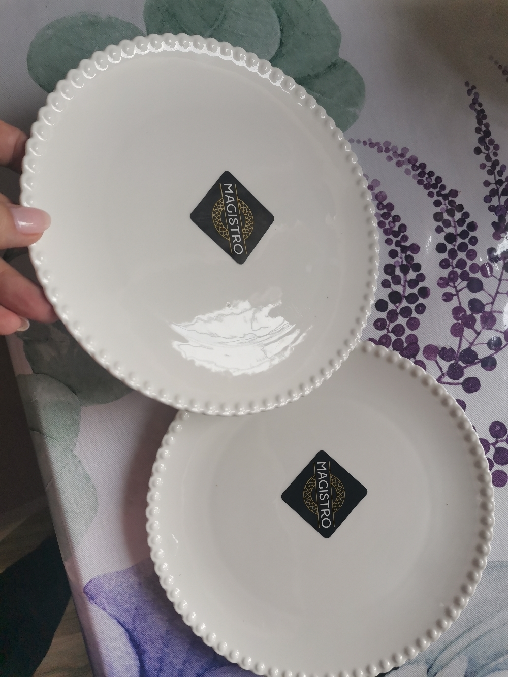 Фотография покупателя товара Тарелка фарфоровая десертная Magistro «Лакомка», d=20 см, цвет белый