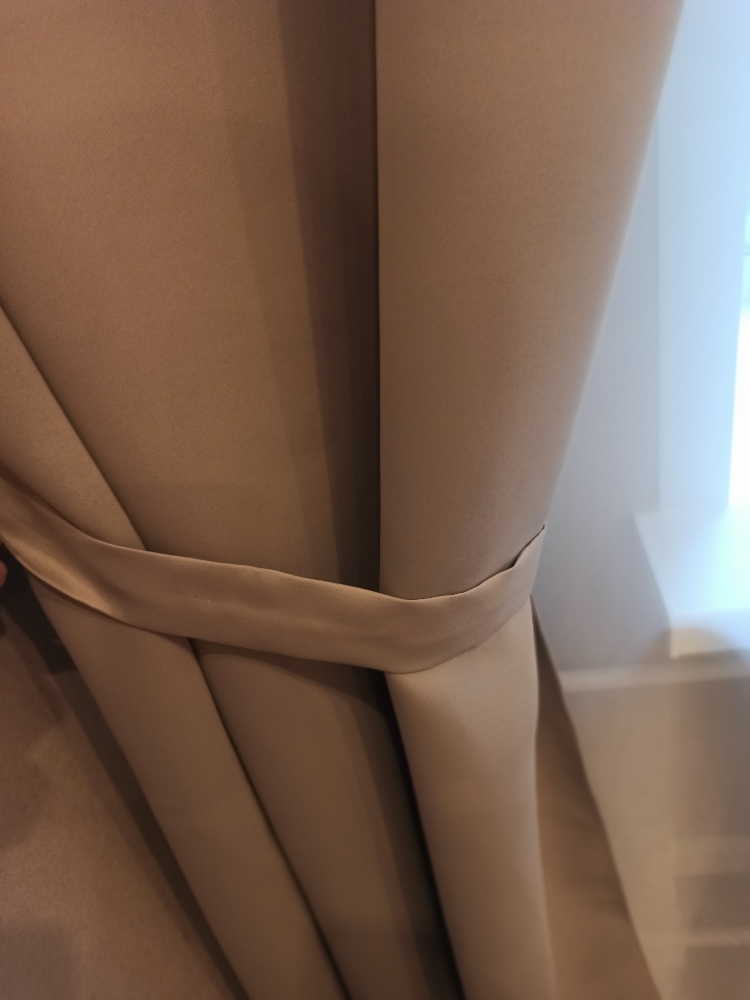 Фотография покупателя товара Штора портьерная Witerra Матовый 135х260см 2 шт, бежевый, блэкаут, пэ100% - Фото 6