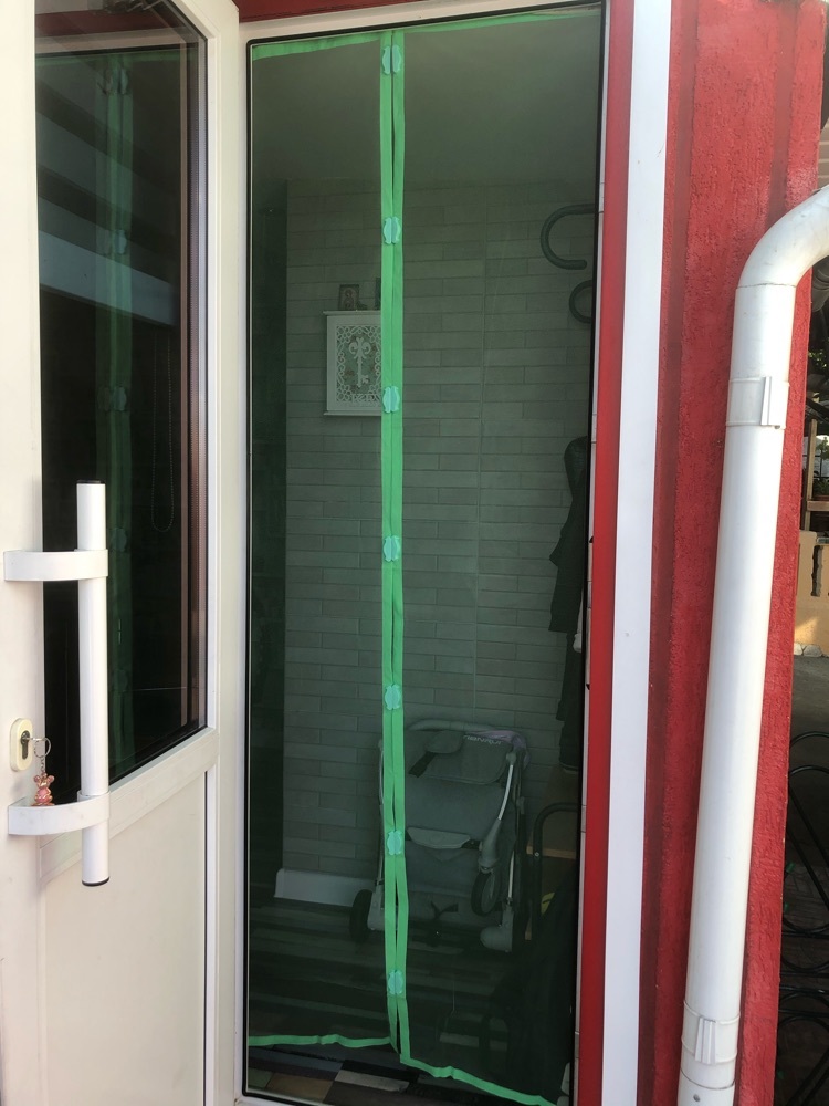Фотография покупателя товара Сетка антимоскитная на магнитах для защиты от насекомых, 80×210 см, цвет зелёный