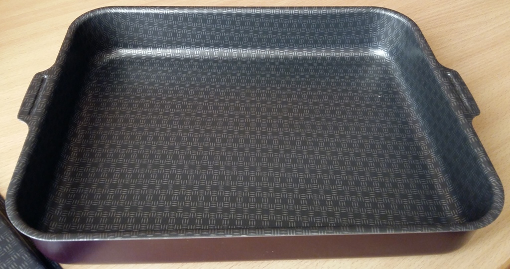Фотография покупателя товара Противень «Хозяюшка», 27×35 см, металлическая крышка, антипригарное покрытие, цвет бордовый - Фото 7