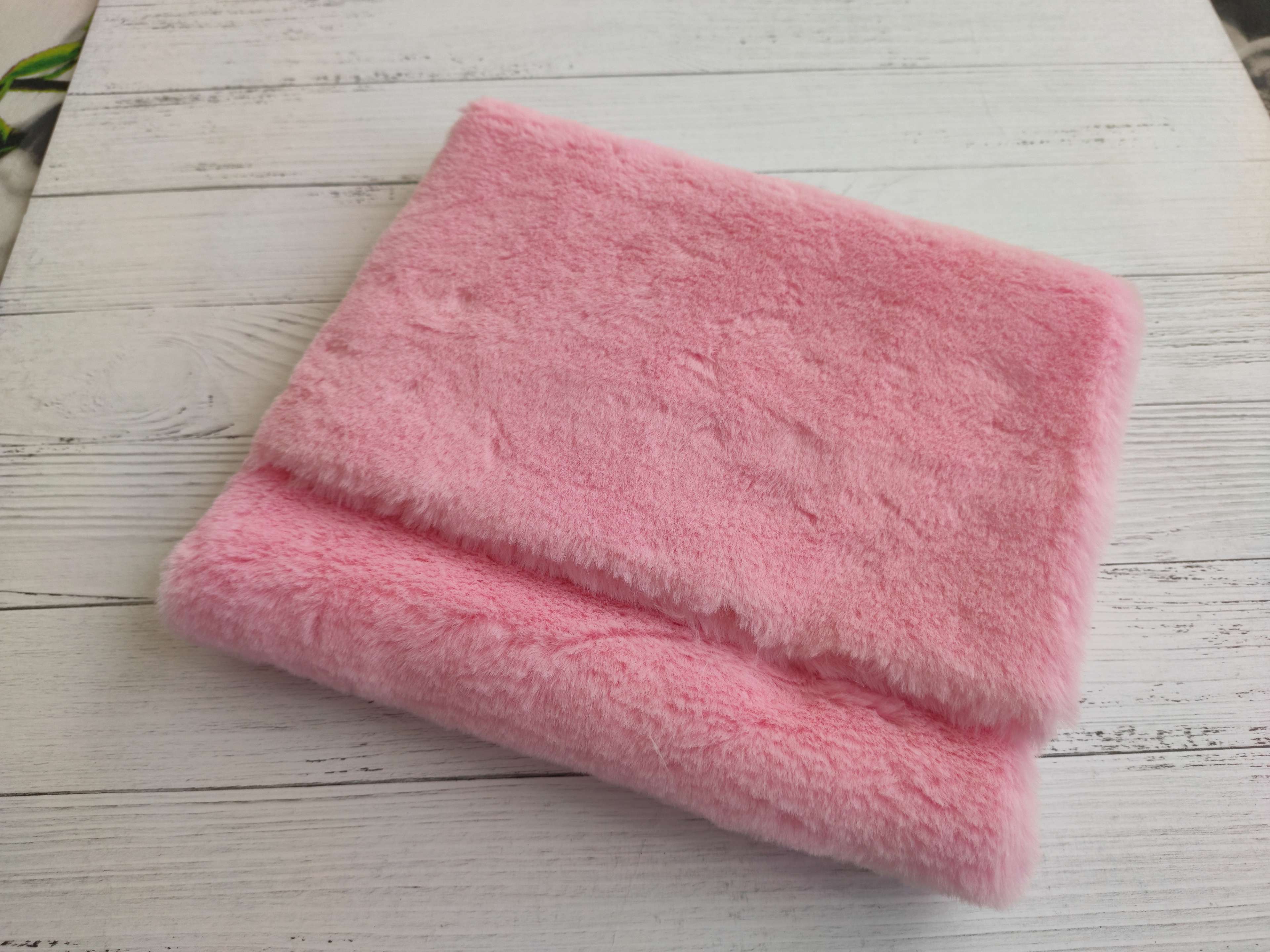Фотография покупателя товара Мех искусственный, размер 40×50 см, цвет розовый - Фото 3