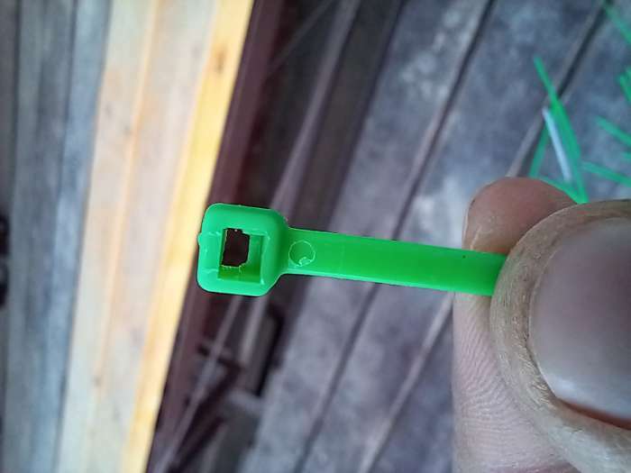 Фотография покупателя товара Хомут нейлоновый ТУНДРА krep,  для стяжки, 3.6х300 мм, цвет зеленый, в упаковке 100 шт. - Фото 3