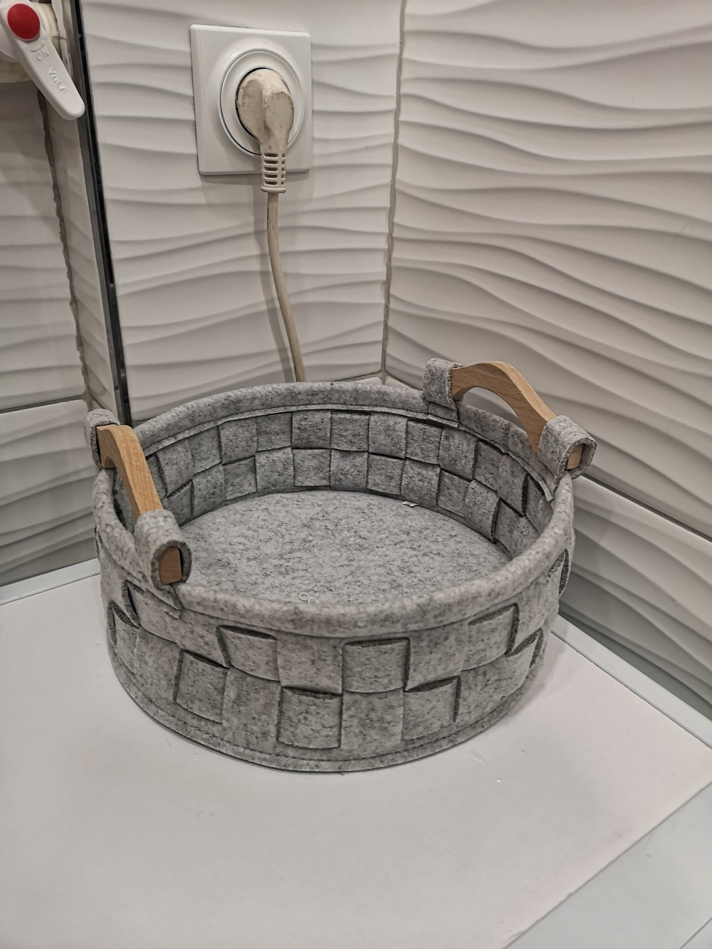 Фотография покупателя товара Корзина для хранения Доляна «Нафаня», 26×26×14 см, цвет серый - Фото 4